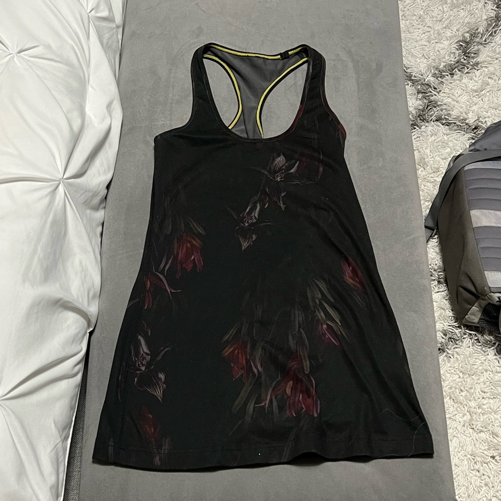 Lulu Lemmon racer back tank top